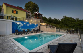 Holiday home Vrvilo- with private pool and playground